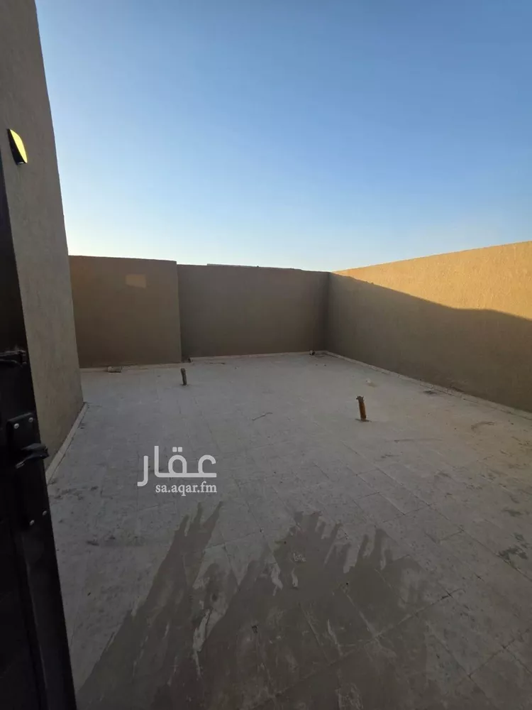 دور للبيع في شارع الغويري, حي الجنادرية, مدينة الرياض, منطقة الرياض صورة 3
