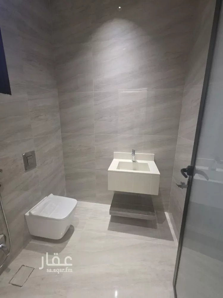 دور للبيع في شارع الحاتمي, حي ديراب, مدينة الرياض, منطقة الرياض صورة 4