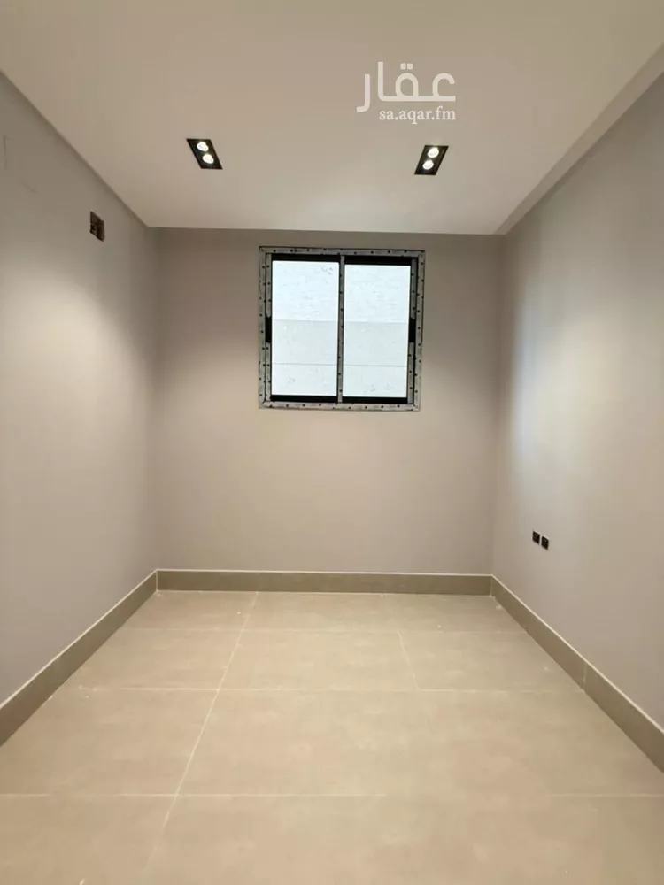دور للبيع في شارع الجديعان, حي عكاظ, مدينة الرياض, منطقة الرياض صورة 5