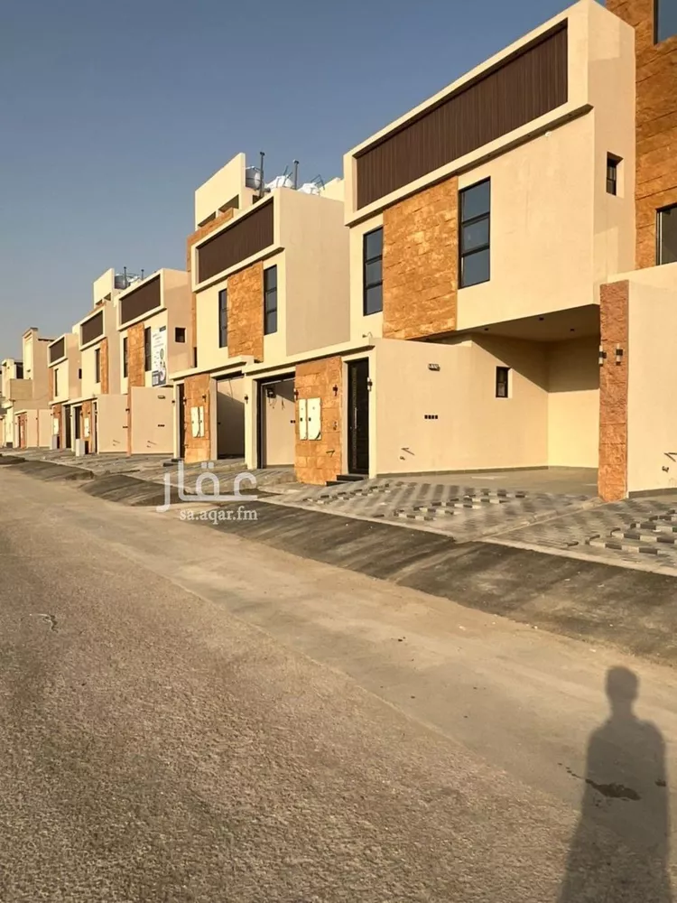 دور للبيع في شارع المالكي, حي الحزم, مدينة الرياض, منطقة الرياض صورة 2
