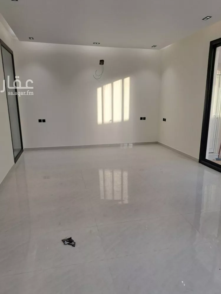 فيلا للبيع في شارع المرصاد, حي الحزم, مدينة الرياض, منطقة الرياض صورة 3
