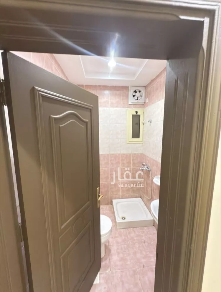 شقة للإيجار في شارع ميمون جعفر, حي الصفاء, مدينة جدة, منطقة مكة المكرمة صورة 3