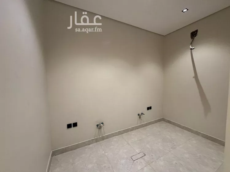 دور للبيع في شارع وادي الملاص, حي القادسية, مدينة الرياض, منطقة الرياض صورة 5