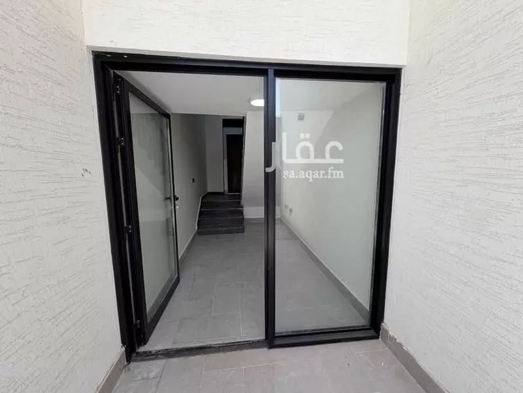 دور للبيع في شارع الجلة, حي اليرموك, مدينة الرياض, منطقة الرياض صورة 2