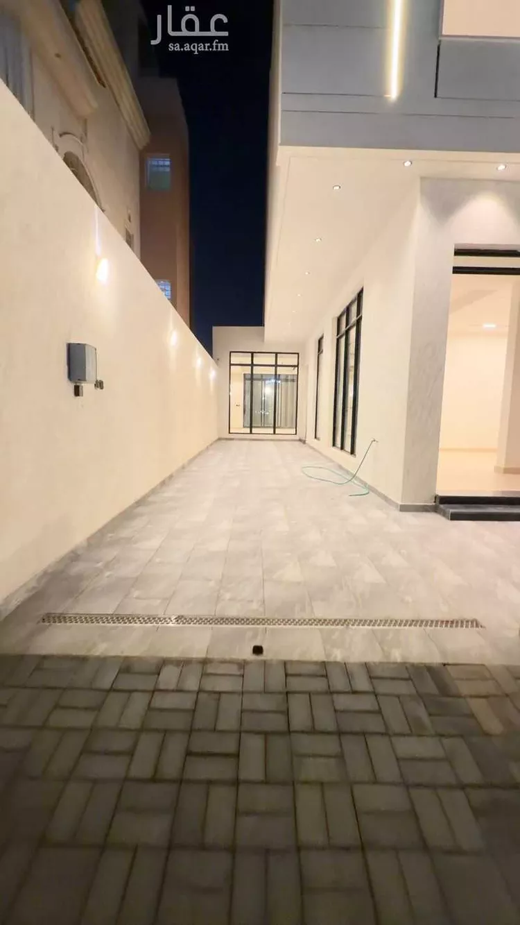 فيلا للبيع في شارع ابن كحيل, حي الملك فيصل, مدينة الرياض, منطقة الرياض 14