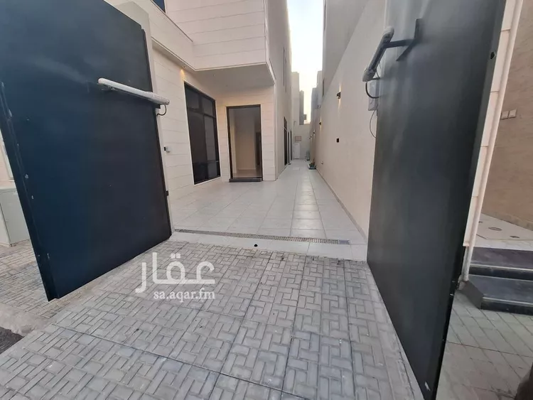 دور للبيع في شارع وادي الرمه, حي القادسية, مدينة الرياض, منطقة الرياض صورة 3