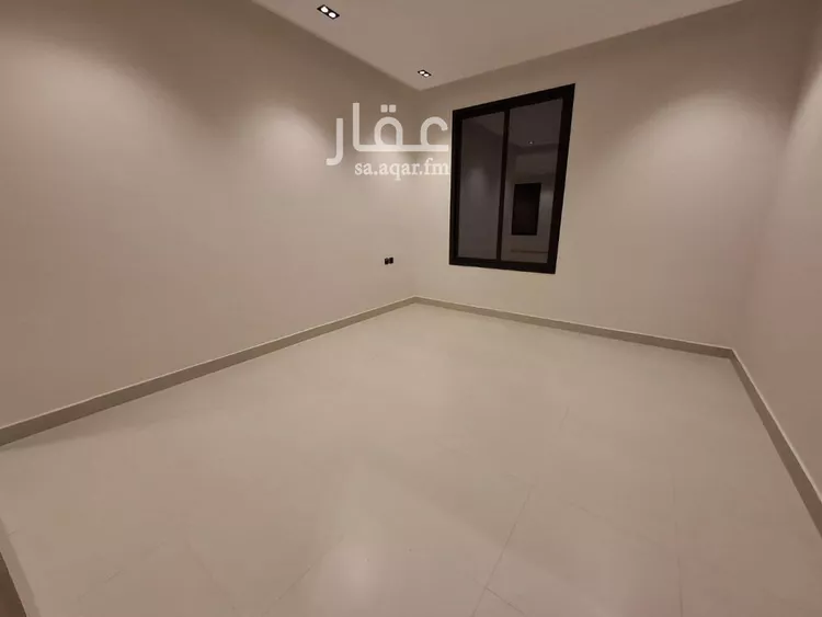 دور للبيع في شارع عامر الكناني, حي الخليج, مدينة الرياض, منطقة الرياض صورة 2