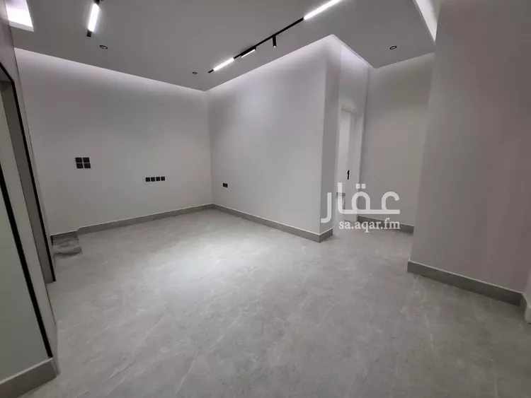 Villa for Sale in Riyadh Al Yarmouk 23