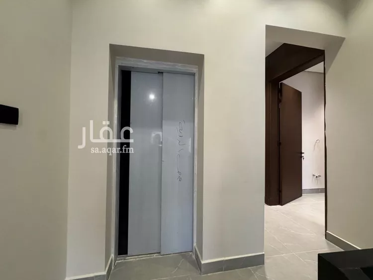 دور للبيع في شارع الكاف, حي إشبيلية, مدينة الرياض, منطقة الرياض صورة 4
