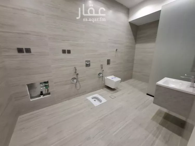 Villa for Sale in Riyadh Al Yarmouk 21