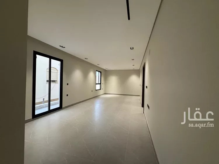 Floor for Sale in Riyadh Ishbiliyah 12