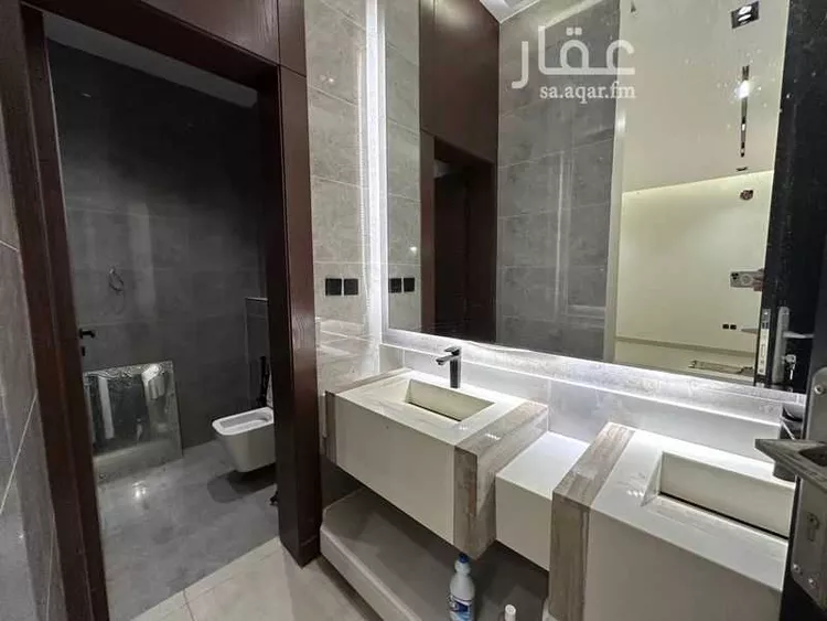 Floor for Sale in Riyadh Al Munsiyah 6
