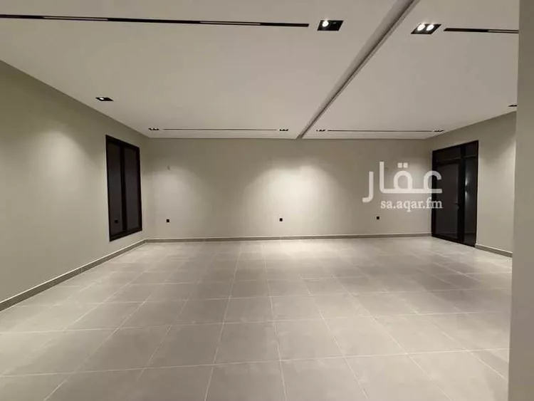 Floor for Sale in Riyadh Al Yarmouk 7