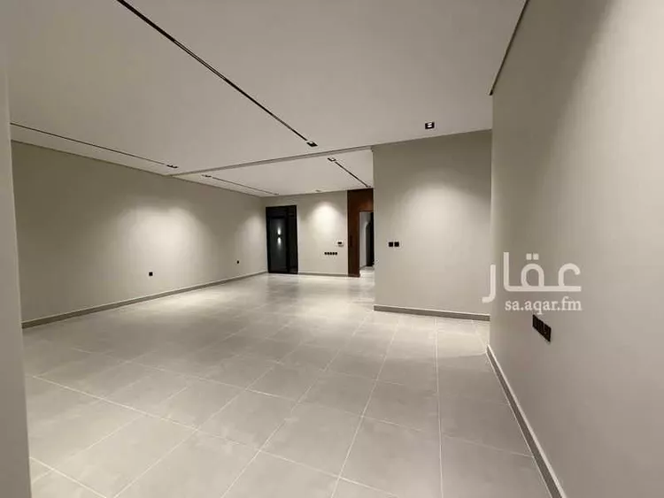 Floor for Sale in Riyadh Al Yarmouk 11