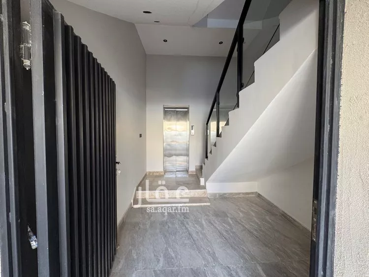 دور للبيع في شارع الشيباني, حي قرطبة, مدينة الرياض, منطقة الرياض صورة 2