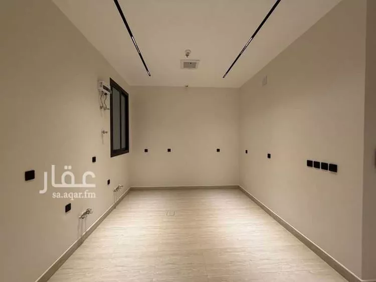 شقة للبيع في شارع عبدالله بن قيس, حي إشبيلية, مدينة الرياض, منطقة الرياض 8