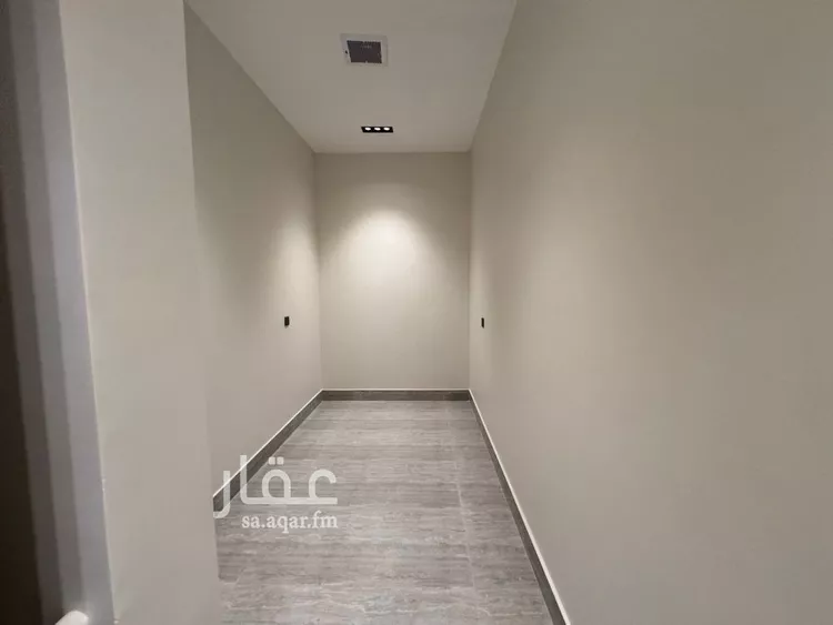 فيلا للبيع في شارع الربيع بن سليمان, حي الرمال, مدينة الرياض, منطقة الرياض 14