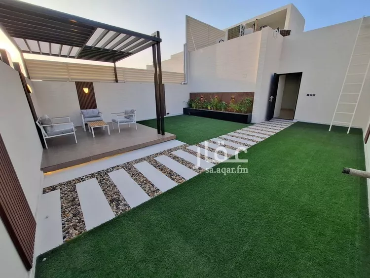 Villa for Sale in Riyadh Al Yarmouk 20