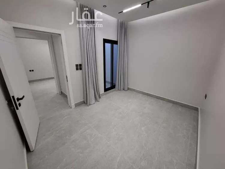 Villa for Sale in Riyadh Al Yarmouk 18