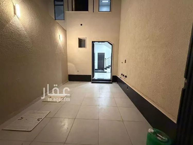دور للبيع في شارع المباركة, حي المعيزيلة, مدينة الرياض, منطقة الرياض صورة 2