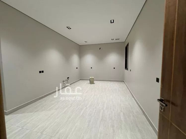 فيلا للبيع في شارع عبدالعزيز الطبيري, حي الرمال, مدينة الرياض, منطقة الرياض صورة 5