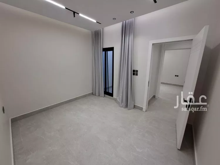 Villa for Sale in Riyadh Al Yarmouk 19