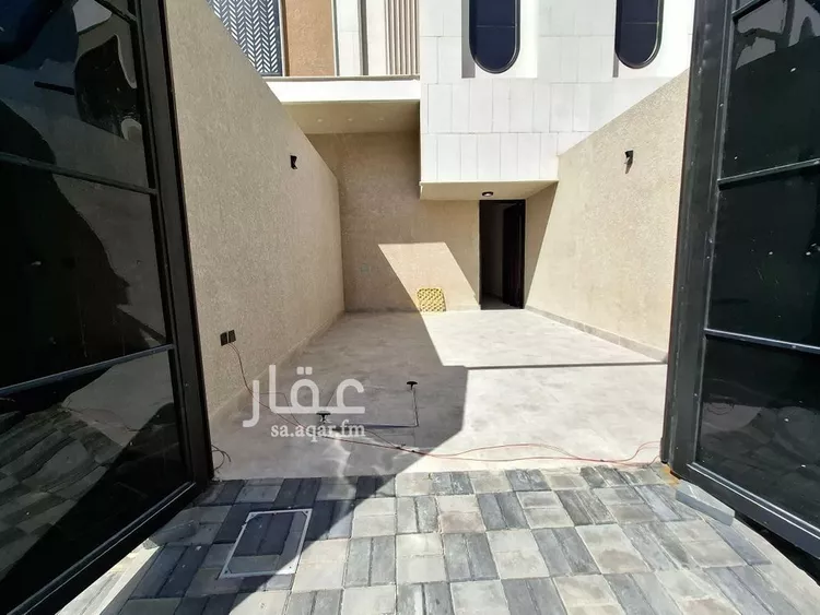 دور للبيع في شارع عبدالرحمن الأنصاري, حي الرمال, مدينة الرياض, منطقة الرياض صورة 2