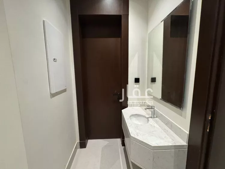 دور للبيع في شارع محمد العجاجي, حي النهضة, مدينة الرياض, منطقة الرياض صورة 2