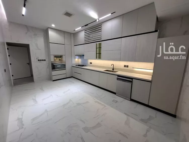 Villa for Sale in Riyadh Al Yarmouk 9
