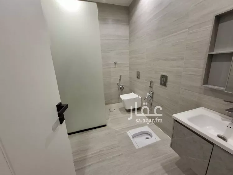 Villa for Sale in Riyadh Al Yarmouk 15