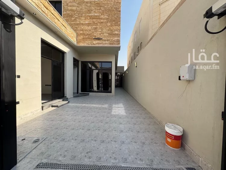 دور للبيع في شارع بشر الكندي, حي إشبيلية, مدينة الرياض, منطقة الرياض صورة 2