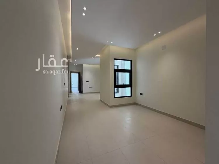 Floor for Sale in Riyadh Al Yarmouk 13