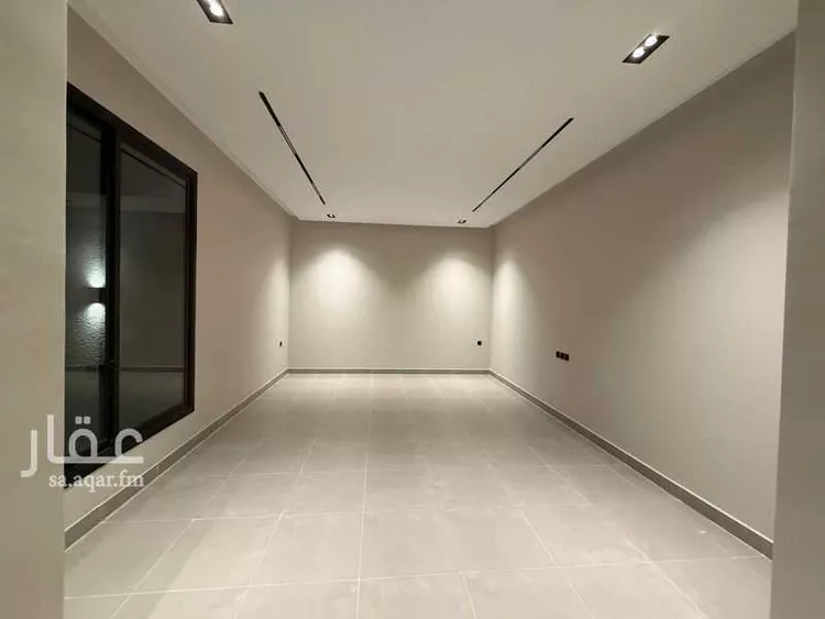 Floor for Sale in Riyadh Al Yarmouk 6