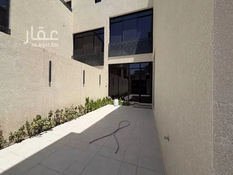 فيلا للبيع في شارع عبدالكافي الشامي, حي النرجس, مدينة الرياض, منطقة الرياض صورة 2