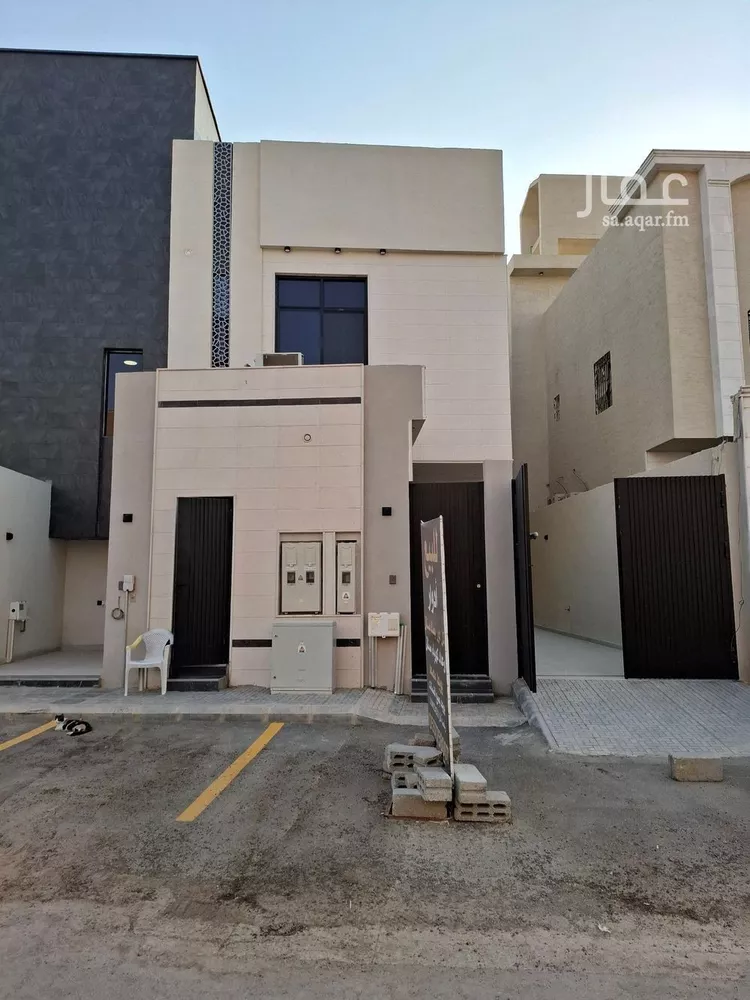دور للبيع في شارع وادي الرمه, حي القادسية, مدينة الرياض, منطقة الرياض صورة 2