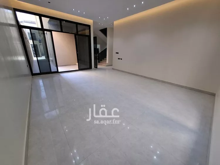 دور للبيع في شارع إبراهيم بن حسين, حي الرمال, مدينة الرياض, منطقة الرياض صورة 5