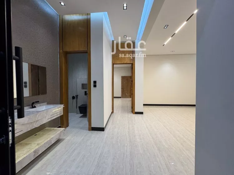 فيلا للبيع في شارع أبي عمر بن العلاء, حي الرمال, مدينة الرياض, منطقة الرياض صورة 4