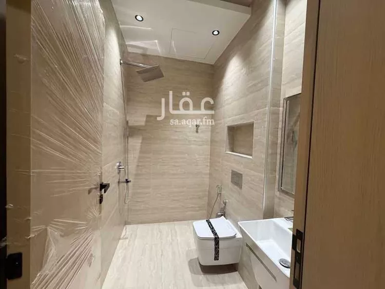 شقة للبيع في شارع مطلق بن صالح بن مطلق, حي إشبيلية, مدينة الرياض, منطقة الرياض 14