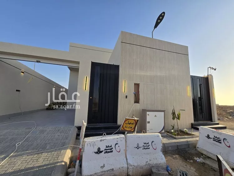 فيلا للبيع في شارع الشيخ صالح بن عبدالعزيز بن عبدالرحمن, حي ضاحية نمار, مدينة الرياض, منطقة الرياض صورة 2