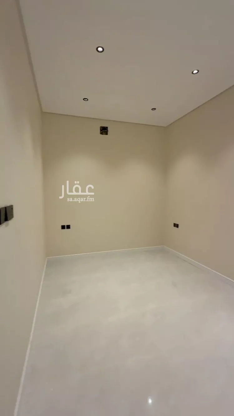 فيلا للبيع في شارع عبدالله بن الزبير, حي العريجاء الغربي, مدينة الرياض, منطقة الرياض صورة 3