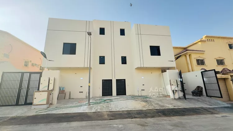 Floor for Sale in Riyadh Az Zahrah 3