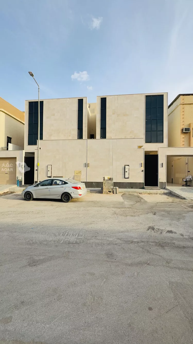 Villa for Sale in Riyadh Al Uraija Al Gharbiyah