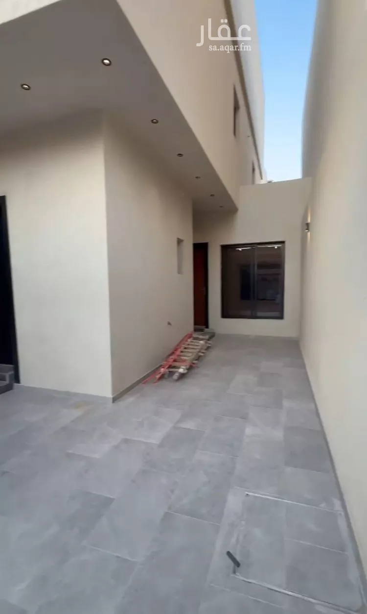 فيلا للبيع في شارع عبدالله بن الزبير, حي العريجاء الغربي, مدينة الرياض, منطقة الرياض صورة 5