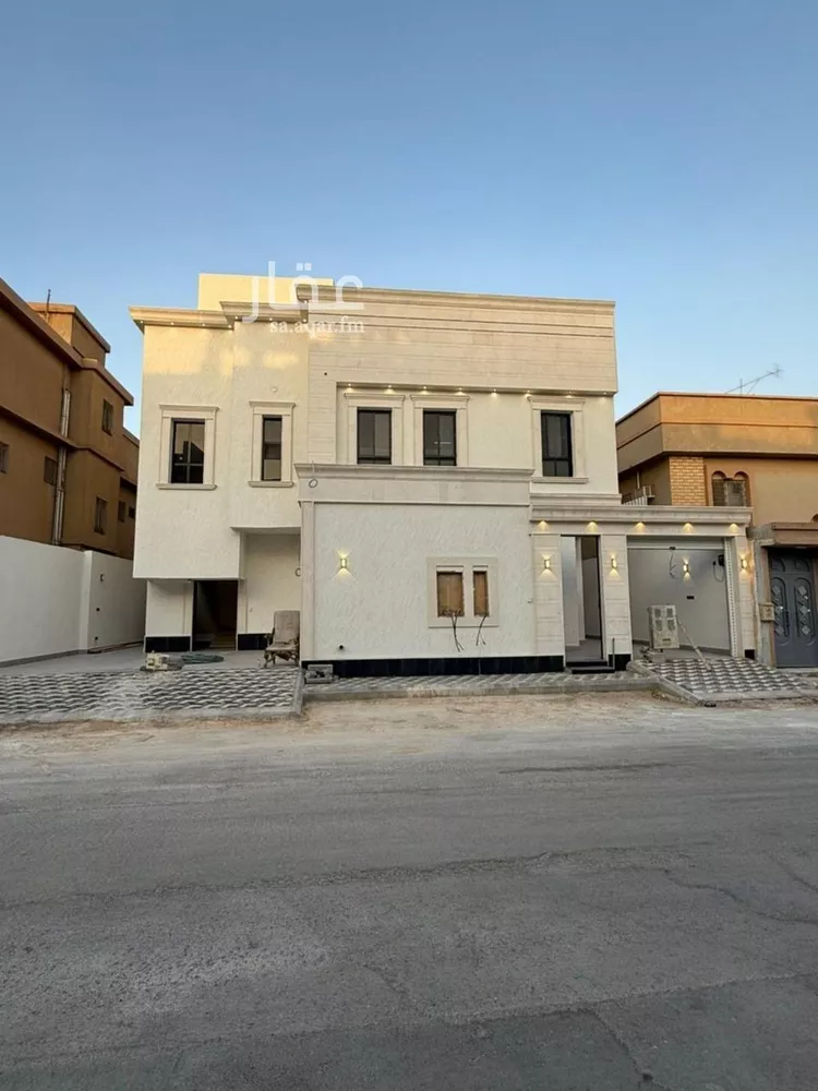 دور للبيع في شارع الوليد بن النضر, حي الشفاء, مدينة الرياض, منطقة الرياض صورة 2