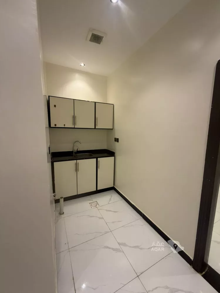 شقة للإيجار في شارع ابي يحيي الرازي, حي الملك فهد, مدينة الرياض, منطقة الرياض