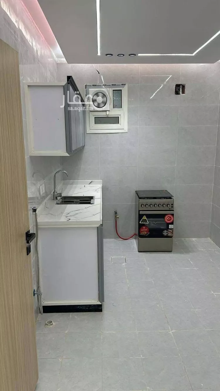 شقة للإيجار في شارع السيف الامدي, حي المصيف, مدينة الرياض, منطقة الرياض