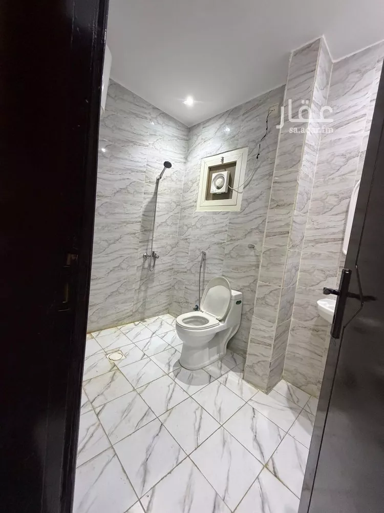 شقة للإيجار في شارع شريح القاضي, حي العليا, مدينة الرياض, منطقة الرياض صورة 2