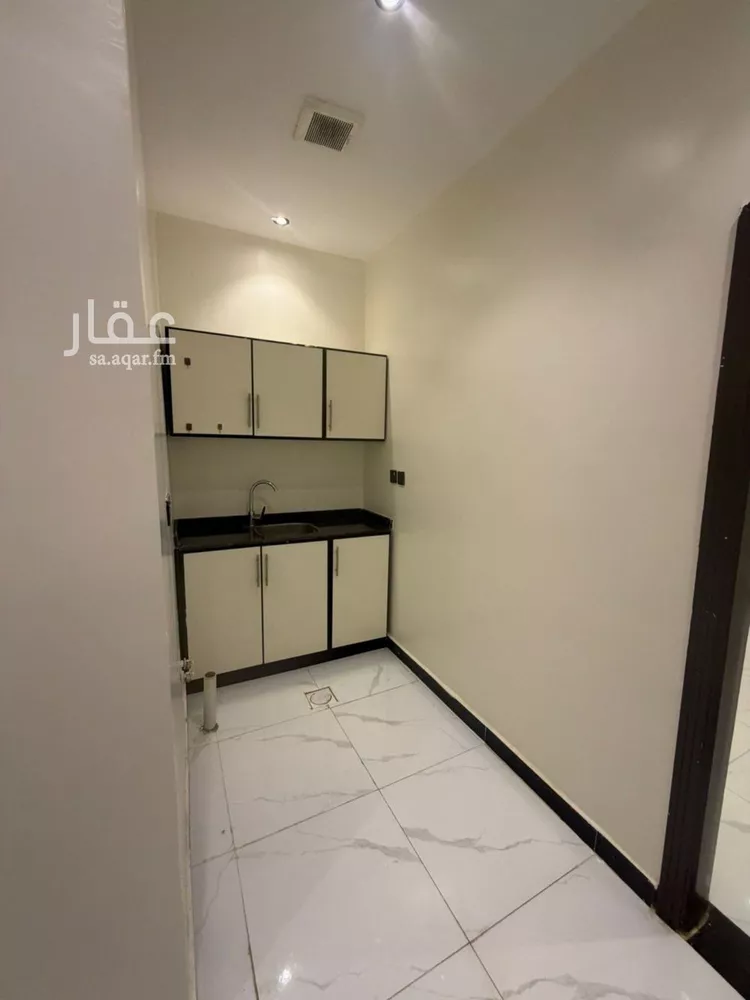 شقة للإيجار في شارع شريح القاضي, حي العليا, مدينة الرياض, منطقة الرياض صورة 2
