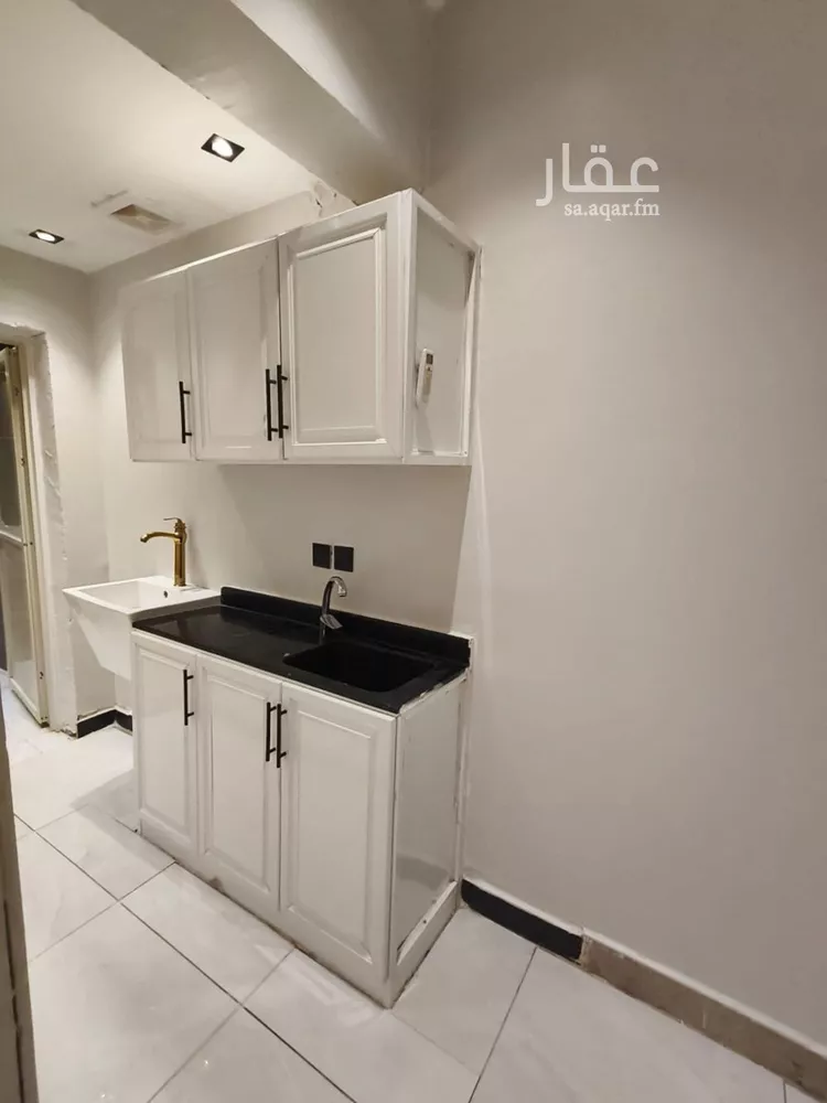 شقة للإيجار في شارع جبل علي, حي غرناطة, مدينة الرياض, منطقة الرياض