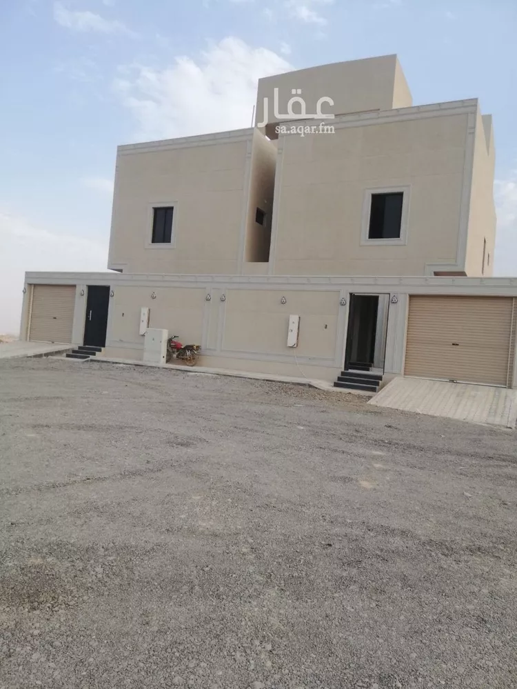 فيلا للبيع في شارع عريض, حي عريض, مدينة الرياض, منطقة الرياض